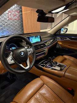 بي ام دبليو الفئة 7